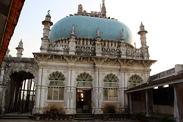 hajiani_dargah2
