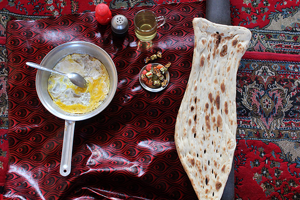 ... and the breakfast next morning: fried eggs, bread, and chai.