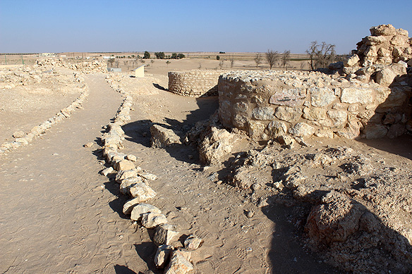 Caravan oasis of Wubar [Shisr] was an inland trading post in the Frankincense Trail from the 4th to 16th Century.