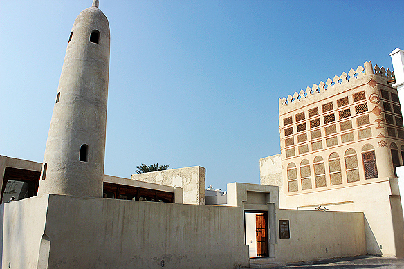 Built in 1865 and renovated in 1910, the Siyadi Mosque is a single-storey courtyard mosque and Al-Muharraq's oldest functioning mosque.