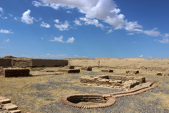 In 2011, Sauran's northern gate, central street, madrasah, mosque, and khanaqah were restored.