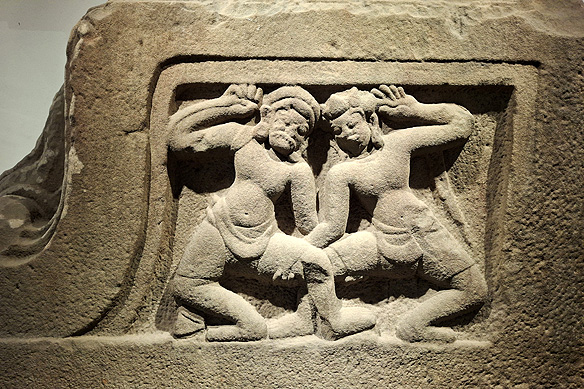 Battle between Prince Rama and the demon-king Ravana in the epic Ramayana, Temple staircase, 10th Century, Sandstone, Khuong My.