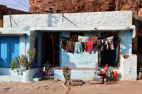 Passing through Badami village, on my way to the Museum.