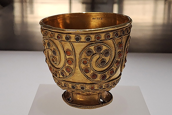 Trialeti Gold Cup, Trialeti Great Barrows Culture, 18th – 17th Centuries BCE.
