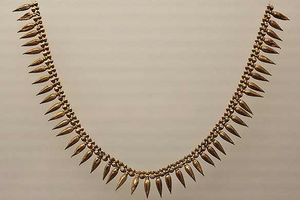 Necklace, Vani, Burial 11 of a noble Colchian woman, mid-5th Century BCE.